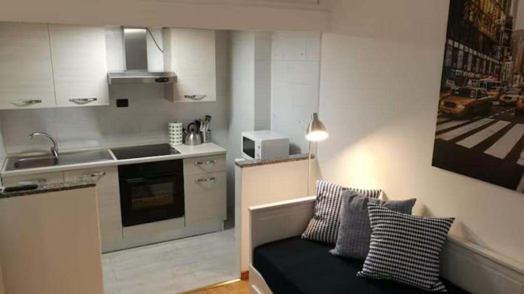 Bilocale Al Nolo, Metropolitana Mm1 Pasteur Apartment Milan Bagian luar foto